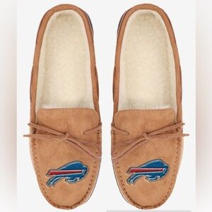 New with Tags Mens Foco Buffalo Bills Moccasin Slippers, Size Large (11-12)